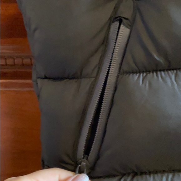 Zara Puffer Vest - Picture 4 of 10